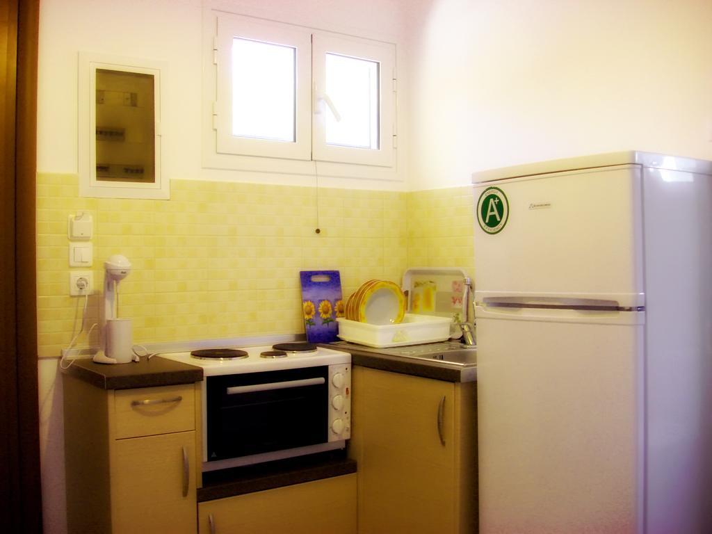 Aspa'S Apartments Dassia  Ngoại thất bức ảnh